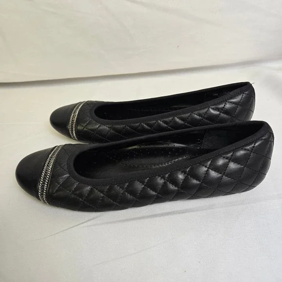Chico's Quilted Ballet Flats, Silver Tone Chain Accent, Black, Size 9 - Picture 3 of 12